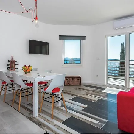 Two-bedroom In Lejlighed